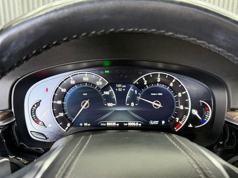 Used 2018 BMW 540i w/ Premium Package image 21