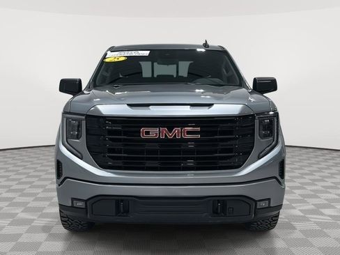 Used 2025 GMC Sierra 1500 Elevation w/ Preferred Package image 8
