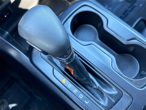 Used 2022 Chevrolet Colorado W/T w/ Custom Special Edition image 17