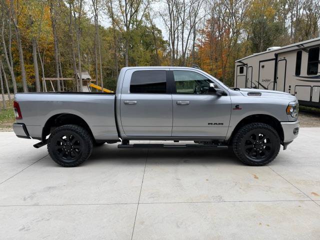 Used 2022 RAM 2500 Big Horn w/ Night Edition AWD/4WD image 5