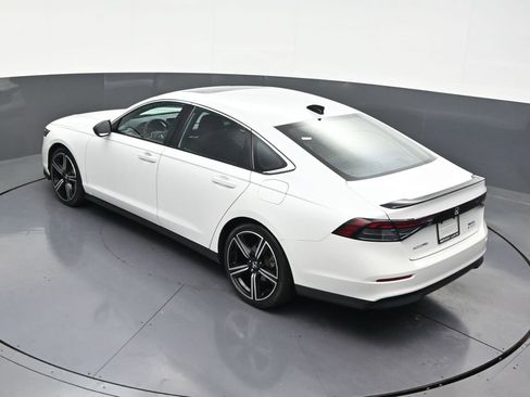 Used 2023 Honda Accord Sport image 19