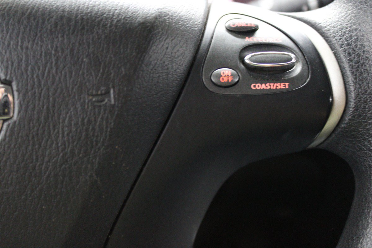 Used 2020 Nissan Pathfinder S FWD image 18