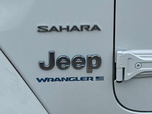 Used 2023 Jeep Wrangler Unlimited Sahara image 17