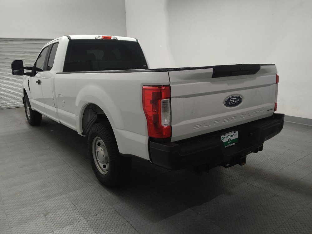 Used 2019 Ford F250 XL w/ Power Equipment Group RWD image 6