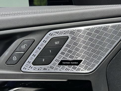 Used 2025 BMW X1 xDrive28i w/ Technology Package image 24