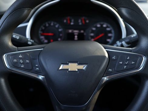 Used 2023 Chevrolet Malibu LT FWD image 10