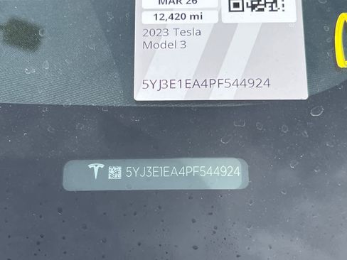 Used 2023 Tesla Model 3 Standard Range image 22