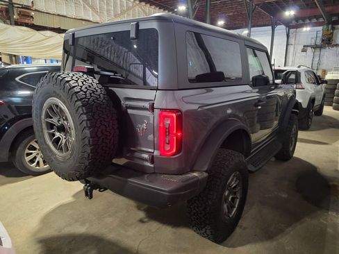 Used 2025 Ford Bronco Badlands AWD/4WD image 2