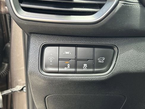 Used 2019 Hyundai Santa Fe FWD image 19