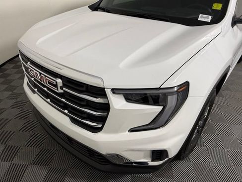Used 2025 GMC Acadia Elevation FWD image 10