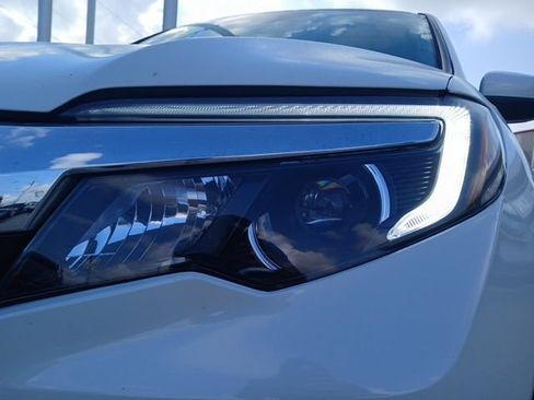Used 2017 Honda Ridgeline RTL-E image 4