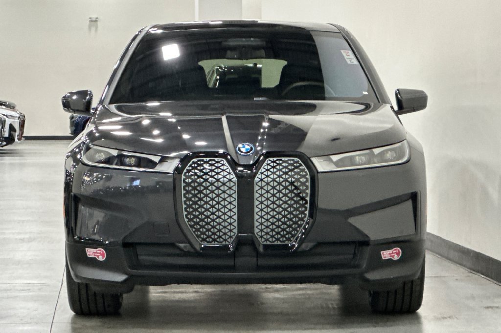 Certified 2024 BMW iX xDrive50 AWD/4WD image 9