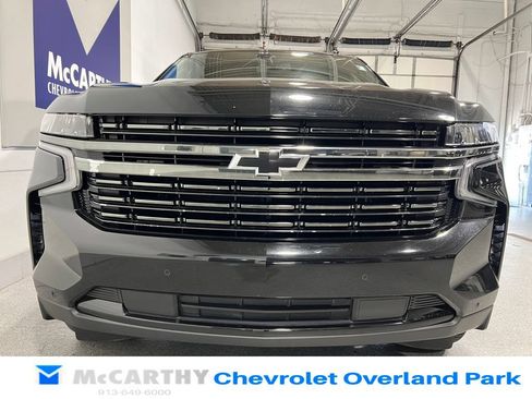 Used 2022 Chevrolet Suburban RST AWD/4WD image 10