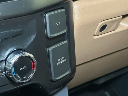 Used 2024 Ford F250 Lariat w/ Tremor Off-Road Package AWD/4WD image 38