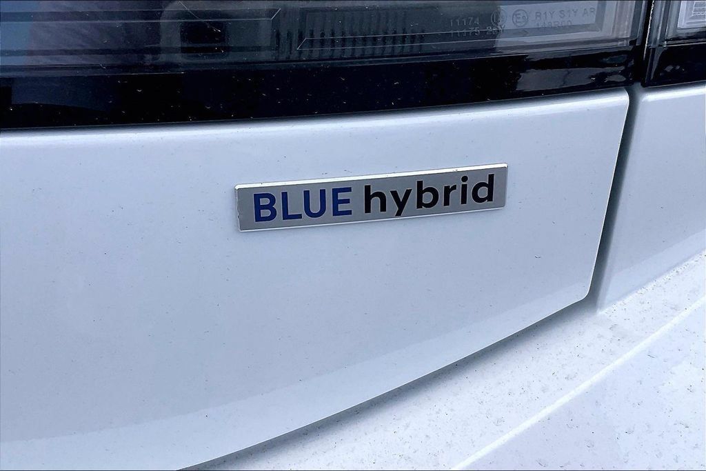 Used 2026 Hyundai Sonata Blue FWD image 7