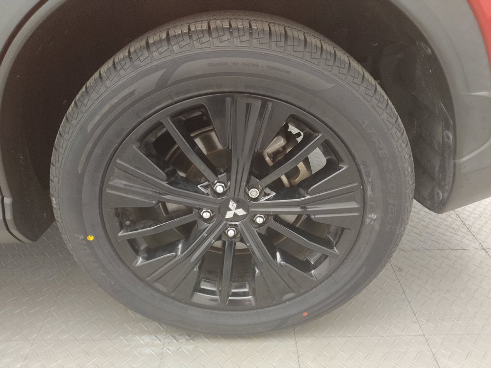 Used 2022 Mitsubishi Eclipse Cross LE AWD/4WD image 31