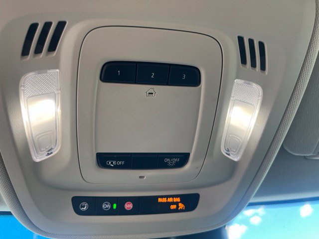 Used 2021 Buick Envision Essence w/ Technology Package I FWD image 18