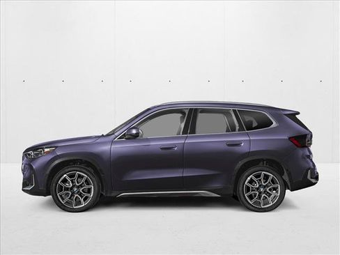 New 2026 BMW X1 xDrive28i w/ Technology Package AWD/4WD image 3