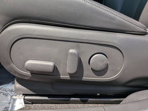 Certified 2026 Hyundai Ioniq 5 SEL RWD image 16