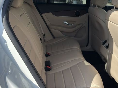 Used 2022 Mercedes-Benz GLC 300 4MATIC w/ Premium Package Lite image 15