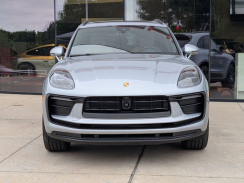 New 2026 Porsche Macan AWD/4WD image 6