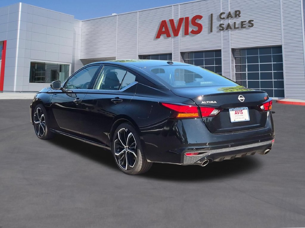 Used 2025 Nissan Altima 2.5 SR FWD image 9