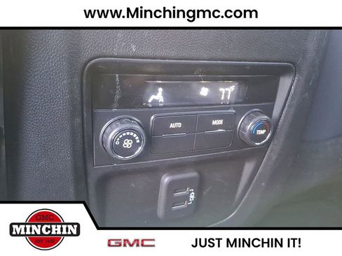 Used 2023 Buick Enclave Essence w/ Experience Buick Package image 21