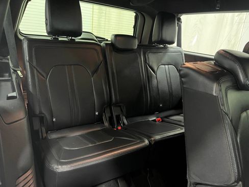 Used 2018 Ford Expedition Max Limited AWD/4WD image 31