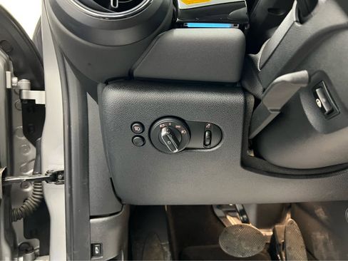 Used 2024 MINI Cooper SE image 18