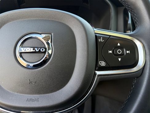 Used 2024 Volvo XC60 B5 Core w/ Protection Package Premier image 26