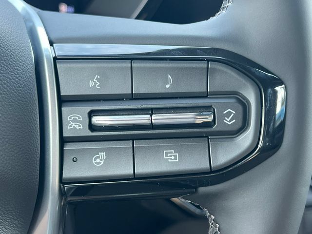 New 2026 Chevrolet Colorado ZR2 w/ Technology Package AWD/4WD image 23