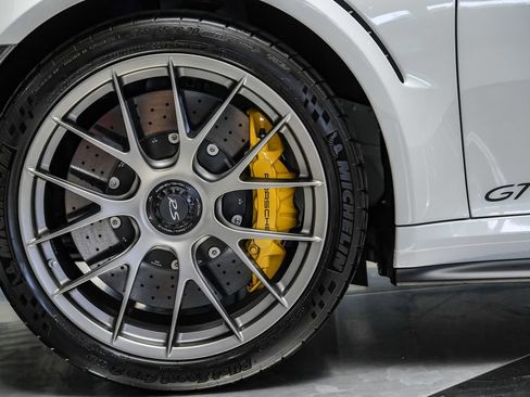 Used 2018 Porsche 911 GT2 RS RWD image 59