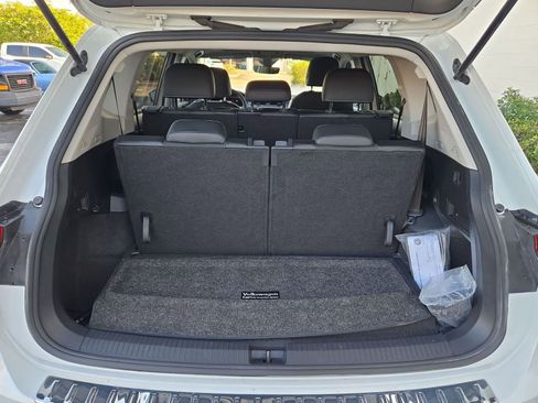 Used 2023 Volkswagen Tiguan SE image 27
