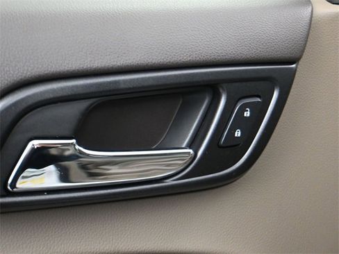 Used 2016 GMC Yukon SLT w/ Open Road Package image 13