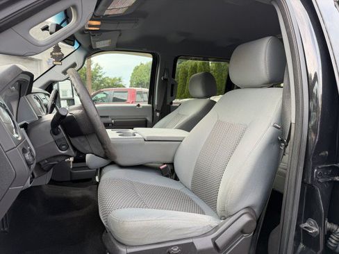 Used 2012 Ford F250 XLT w/ XLT Premium Pkg AWD/4WD image 11