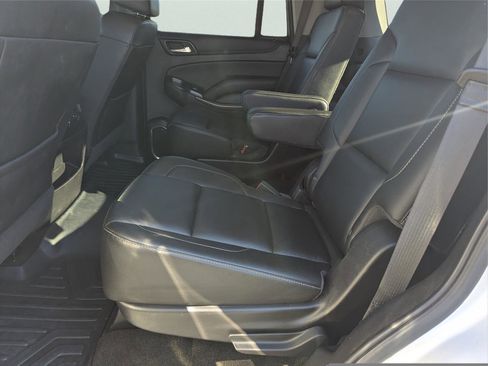 Used 2018 Chevrolet Tahoe LT image 10