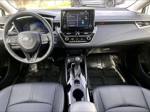 Used 2022 Toyota Corolla LE image 14