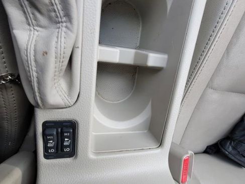 Used 2013 Subaru Crosstrek 2.0i Limited image 19