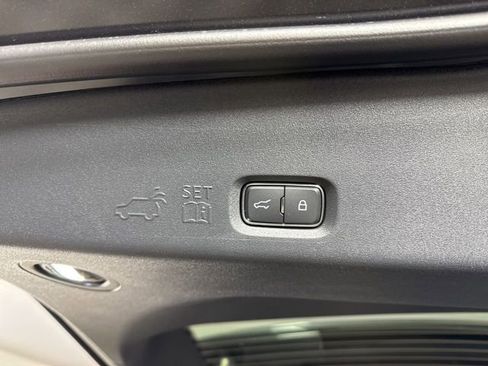 New 2025 Ford Expedition Platinum w/ Stealth Appearance Package image 30