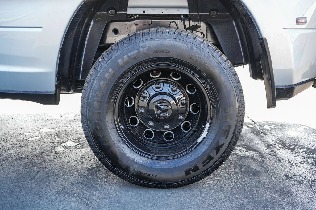 New 2026 RAM 3500 Laramie w/ Night Edition AWD/4WD image 12