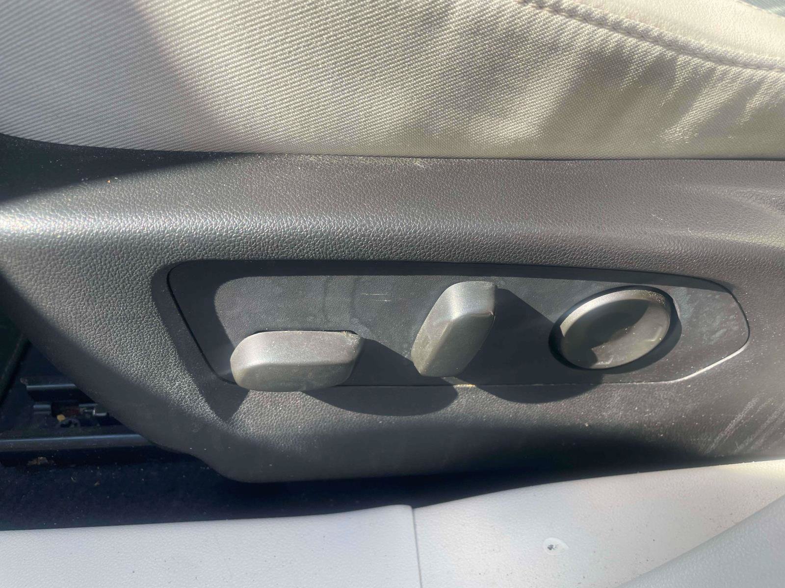 Used 2021 Buick Envision Preferred FWD image 12