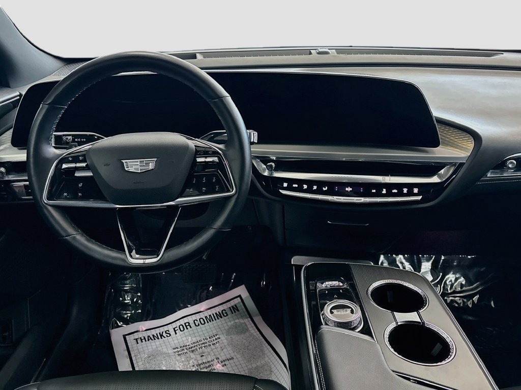 Used 2024 Cadillac Lyriq Luxury AWD/4WD image 34