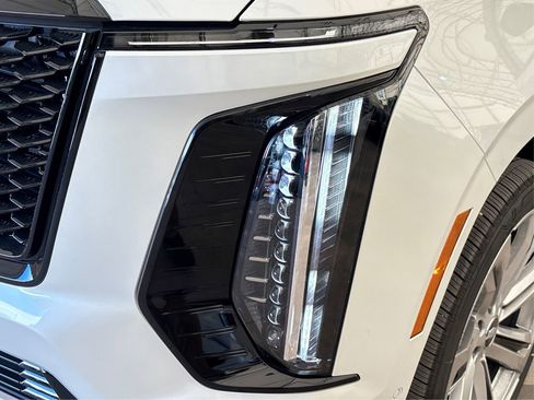 New 2025 Cadillac Escalade ESV Sport w/ Touring Package image 14