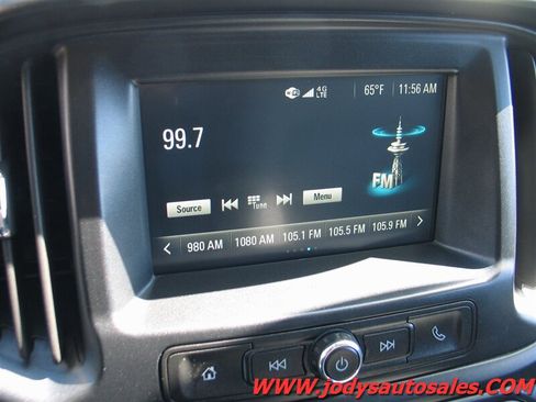 Used 2017 Chevrolet Colorado W/T w/ WT Convenience Package RWD image 13