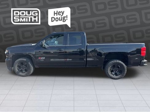 Used 2019 Chevrolet Silverado 1500 LT w/ All Star Edition AWD/4WD image 2