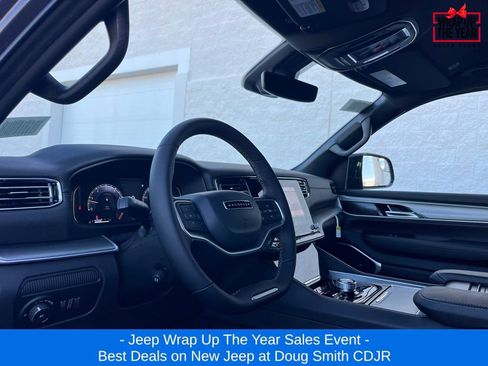 New 2025 Jeep Wagoneer L Series II image 11