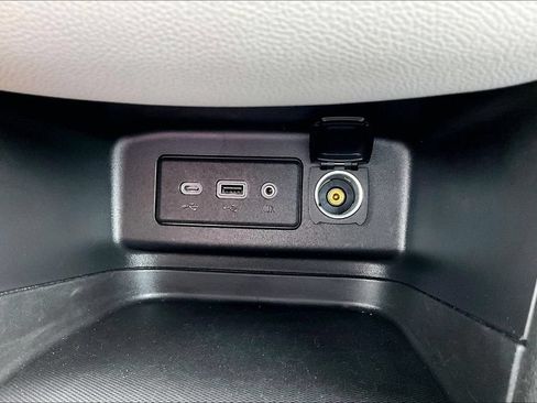 Used 2022 Chevrolet Equinox LT AWD/4WD image 31