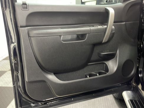 Used 2014 Chevrolet Silverado 2500 LT AWD/4WD image 11