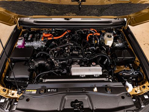 Used 2026 Toyota Land Cruiser w/ Premium Package image 31