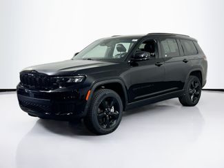 Used 2023 Jeep Grand Cherokee L Laredo AWD/4WD video 1